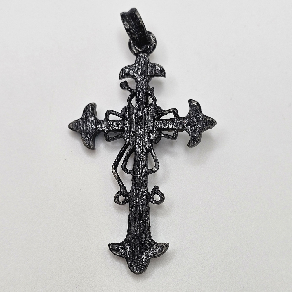 Charm - Picture 4 of 8